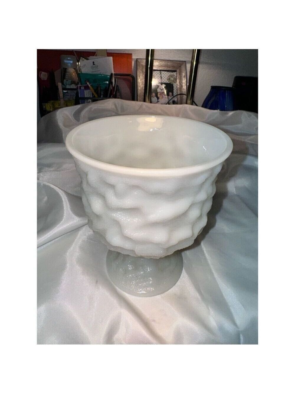 E.O. Brody Co.milk glass vase planter pedestal bumpy Vintage 50Vintage White Mi - Picture 4 of 10